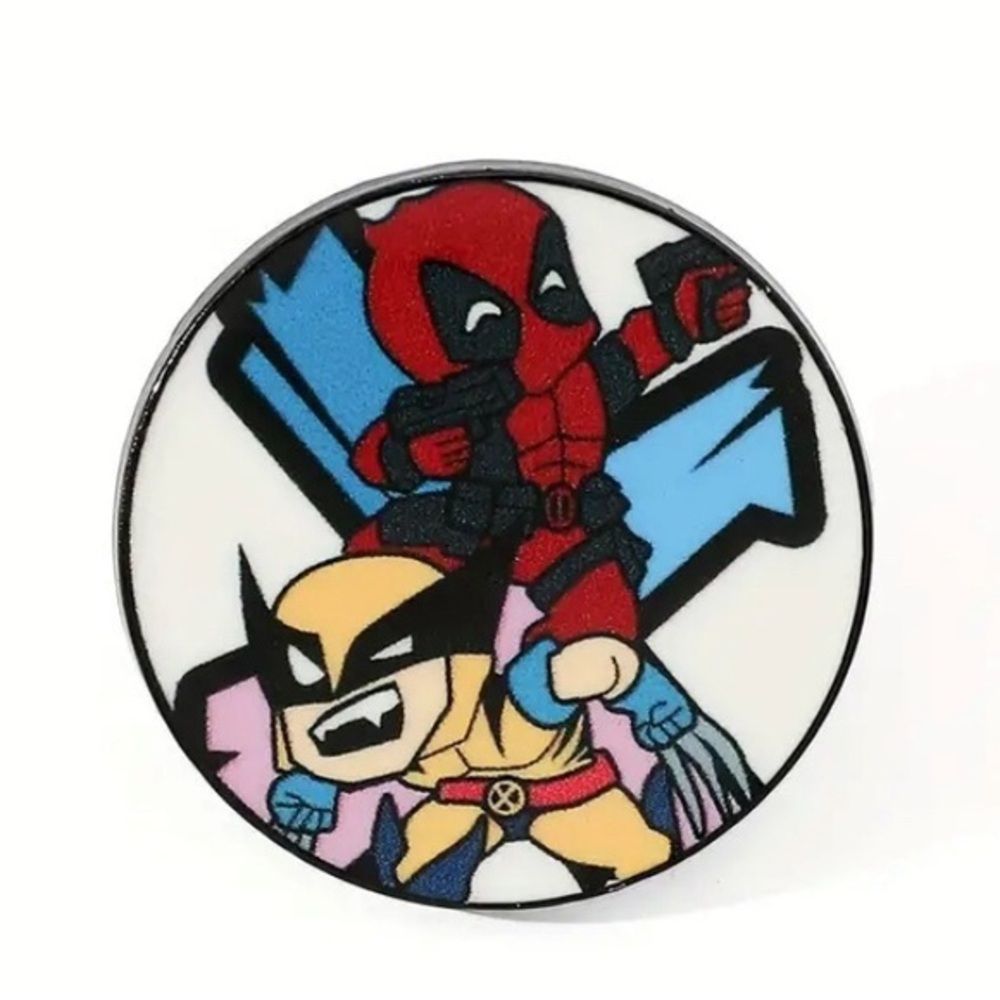 Marvel - Daredevil & Wolverine circular enamel pin - NWT - 1.18 inches